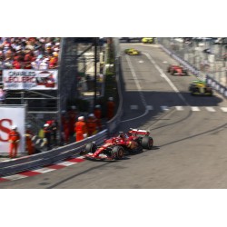 Formule 1 Ferrari n°16 piloté par Charles Leclerc au GP Monaco 2024