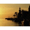 Coucher de soleil sur le phare du Grau du Roi